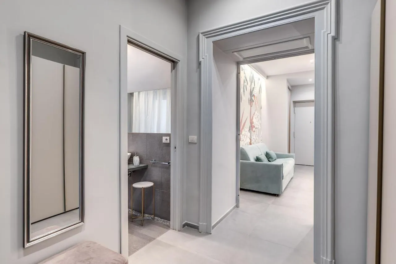 Lady Diamond Apartment Naples