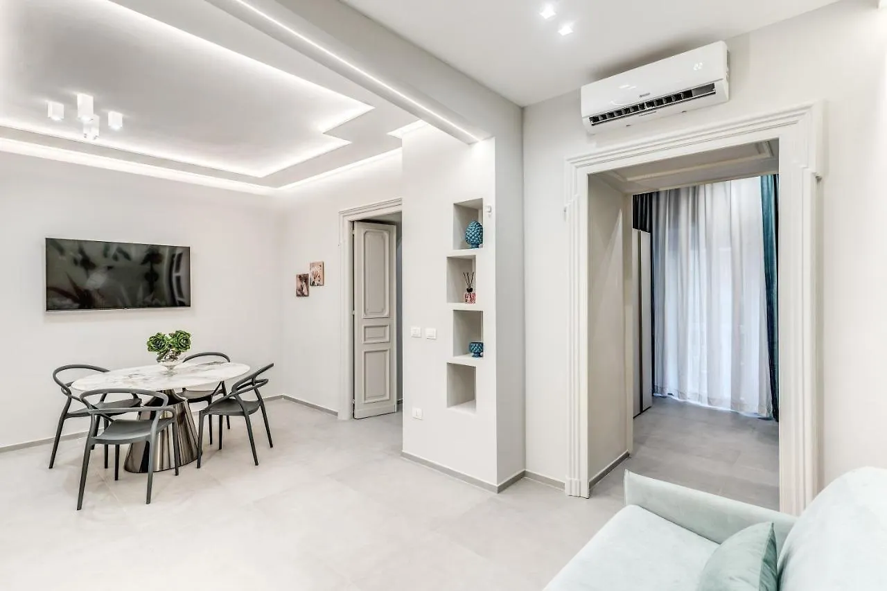 Lady Diamond Apartment Naples