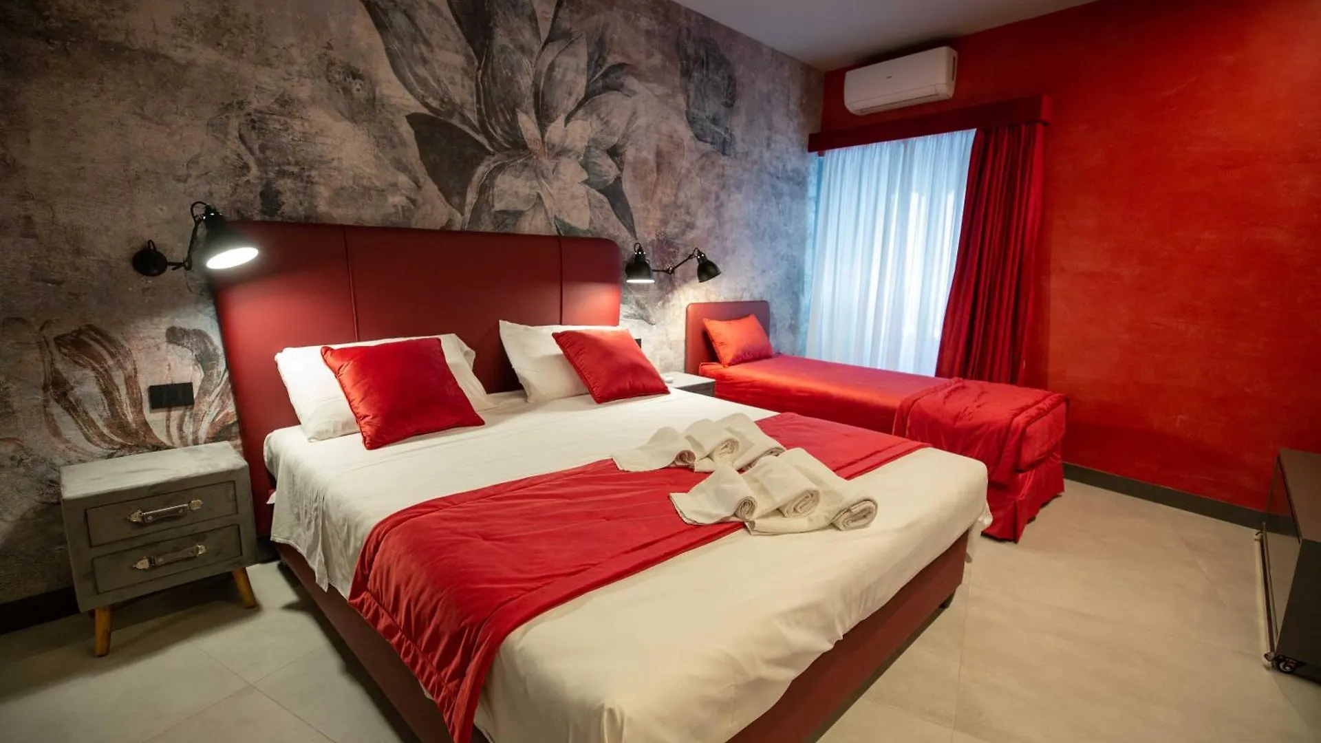 Lady Diamond Apartment Naples